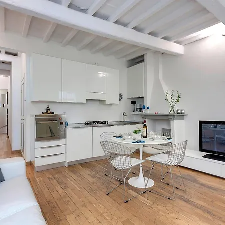 Exclusive Duomo Apartment *